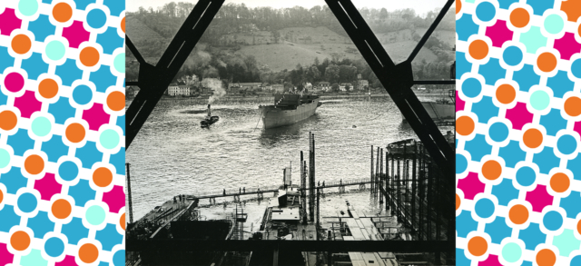 Un bateau entre dans les chantiers navals à Grand Quevilly